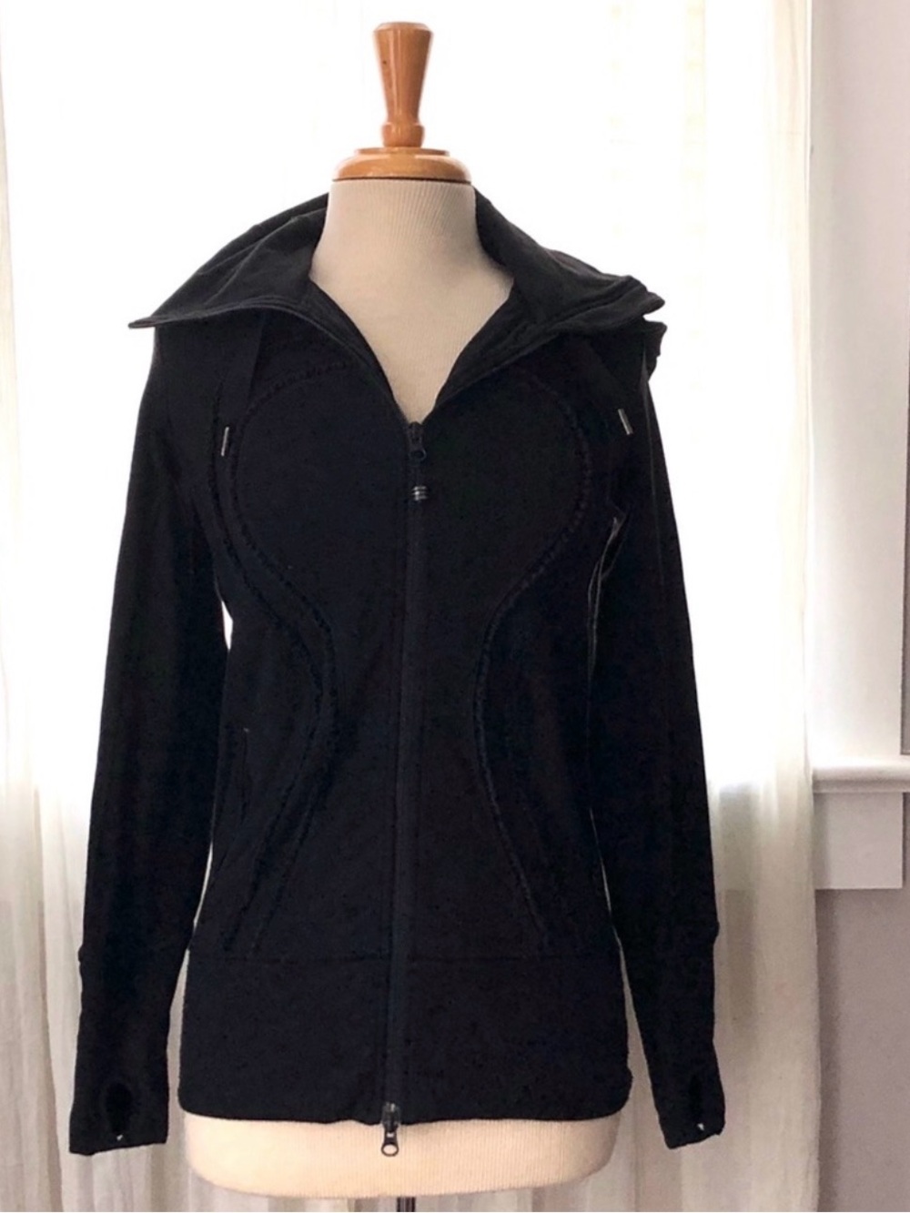 Vintage Lululemon Scuba Jacket - Size 6